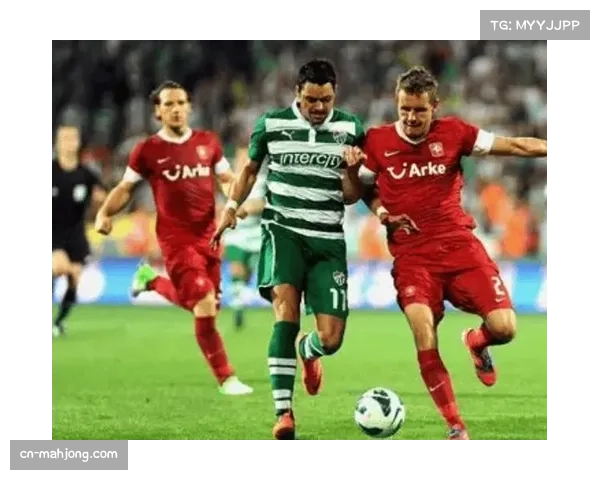 球队防守时更倾向中等站位人盯人 通过中场短传风险增加